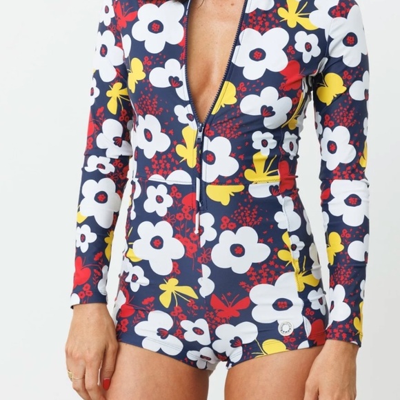 Medium Biliblond Alex Flowers Long Sleeve Swimwear Brand New with Tags - Picture 4 of 9